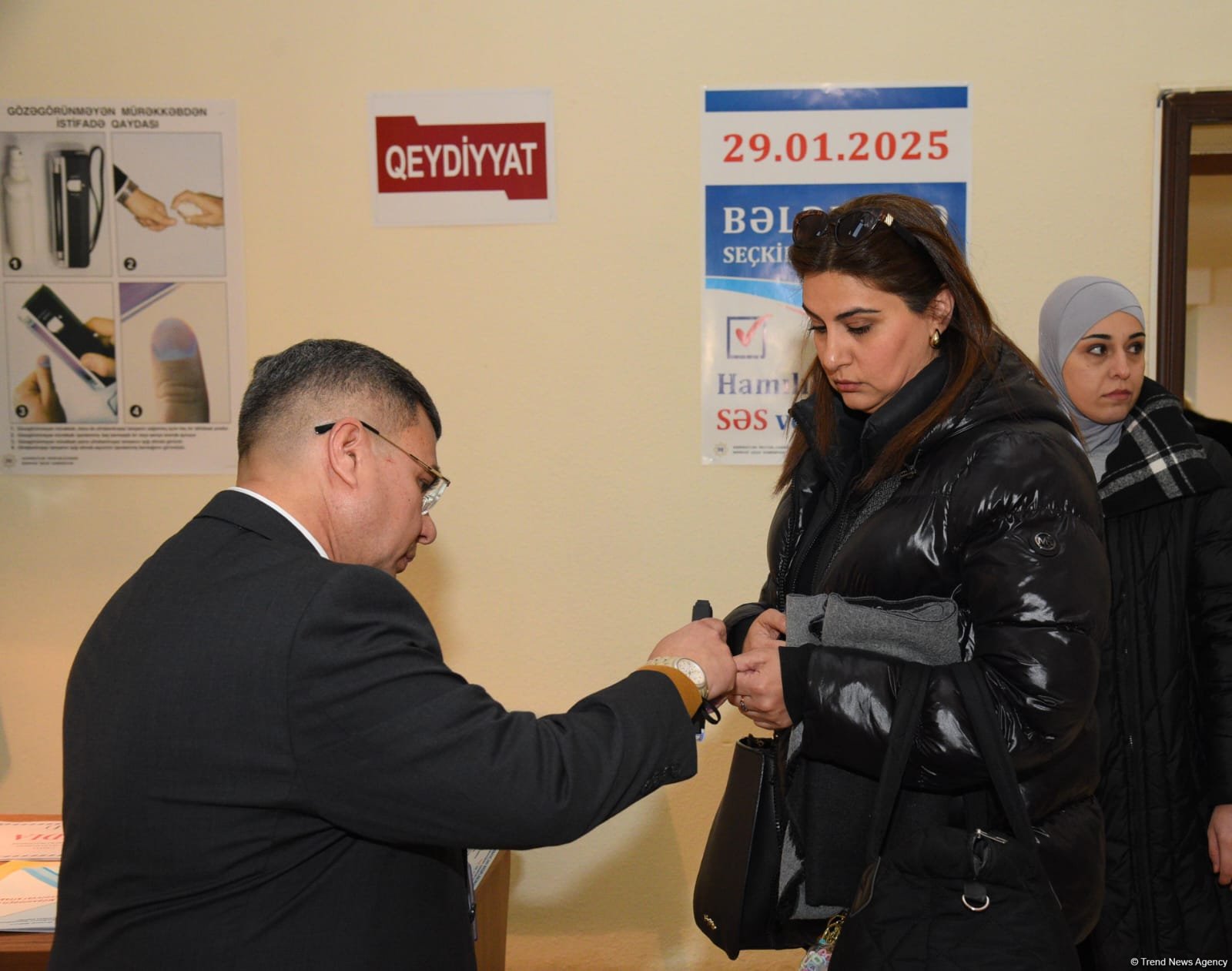 Завершилось голосование на муниципальных выборах в Азербайджане (Обновлено) (ФОТО)