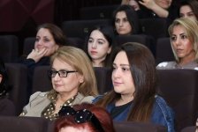 Как художественные фильмы могут повлиять на повышение образования в Азербайджане (ФОТО)