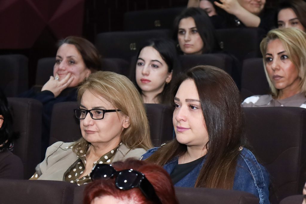 Как художественные фильмы могут повлиять на повышение образования в Азербайджане (ФОТО)