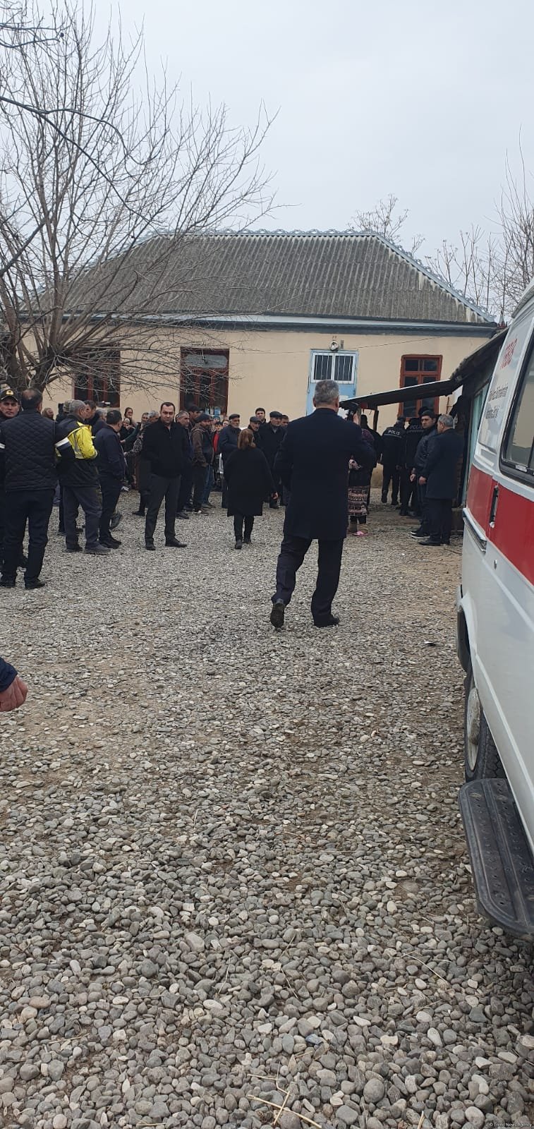 В Агджабеди в результате взрыва ручной гранаты пять человек погибли, двое получили ранения (ФОТО/ВИДЕО)