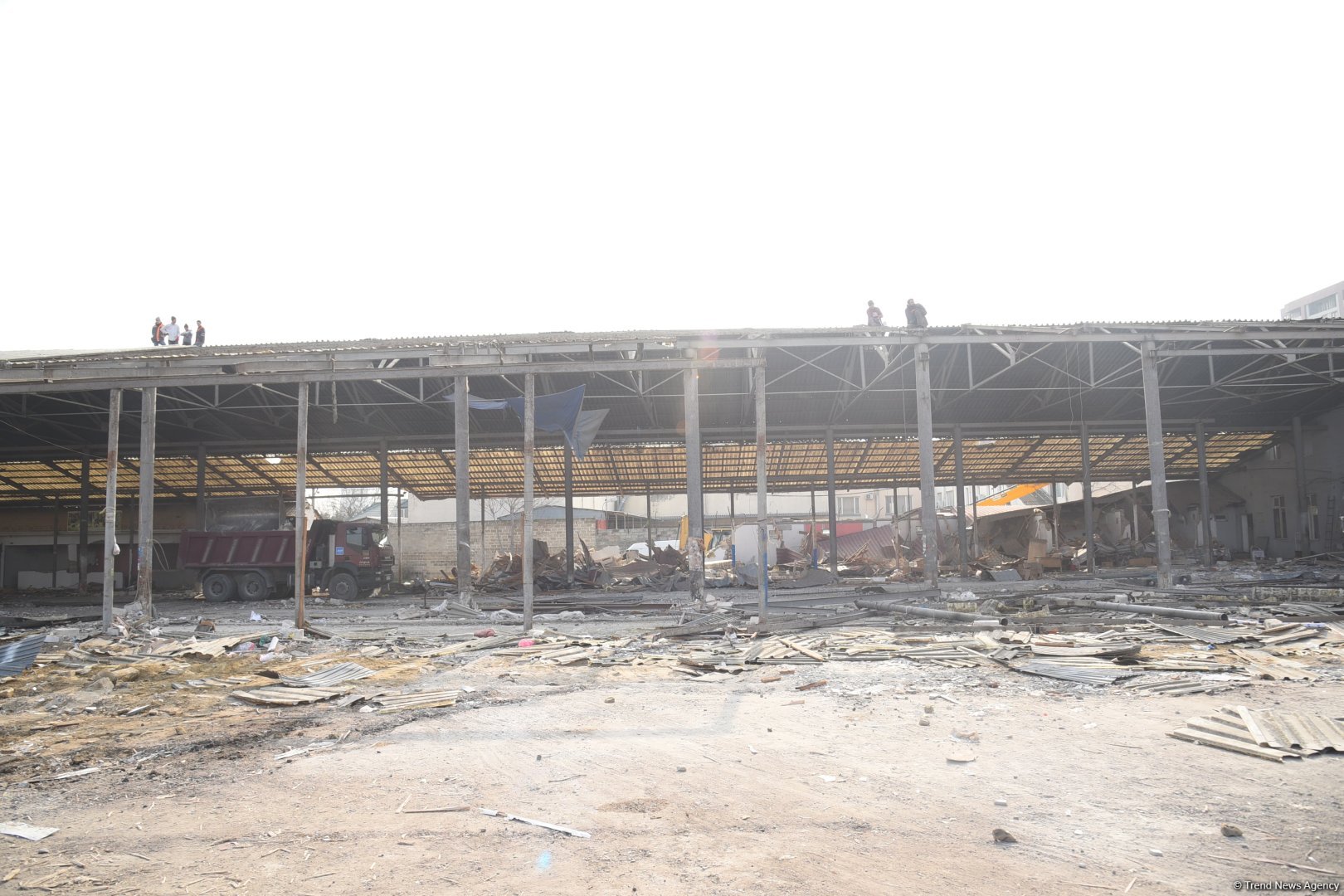 Фоторепортаж с места сноса рынка "Кешля" в Баку