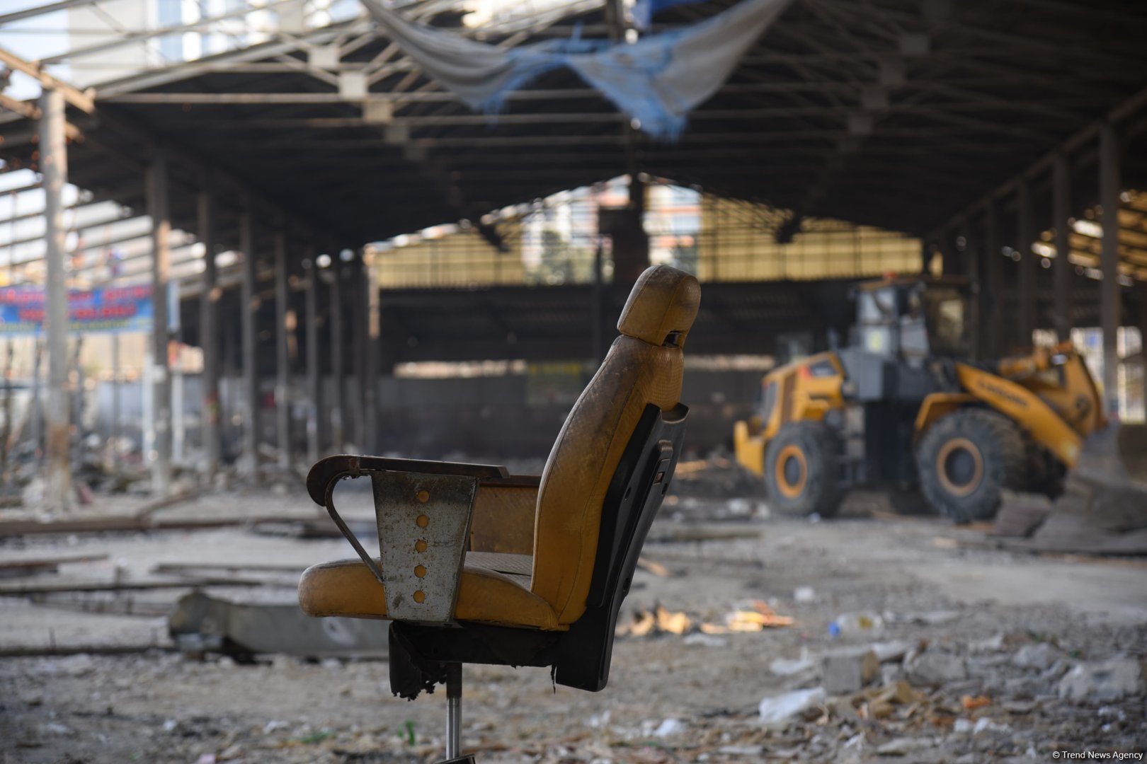 Фоторепортаж с места сноса рынка "Кешля" в Баку