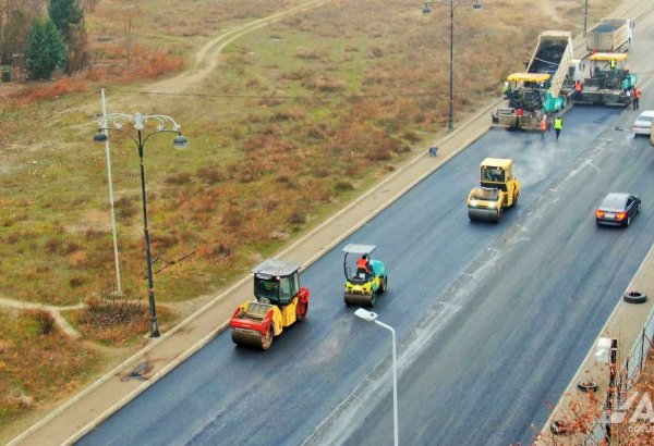 Ведутся работы по капитальному ремонту внутренних дорог Гянджи (ВИДЕО)