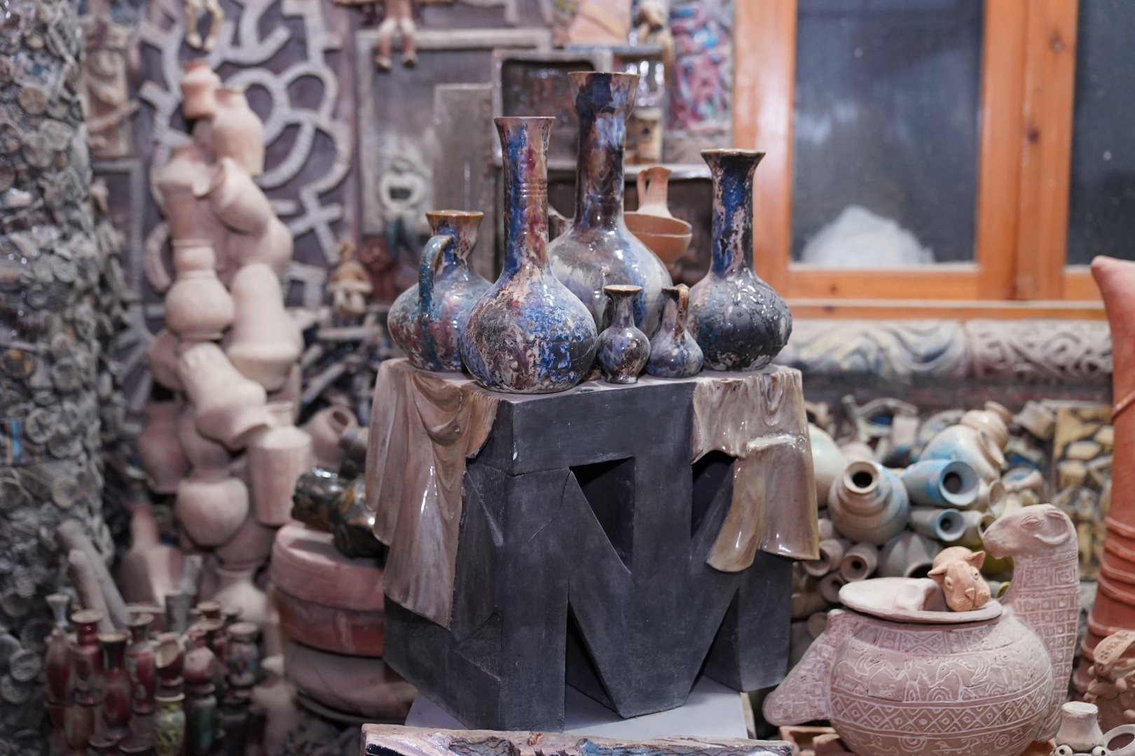 Пламенные женщины в керамике в Ичеришехер… Мир Теймур Мамедов и Ирина Денев в проекте "Вижу-чувствую" (ФОТО)