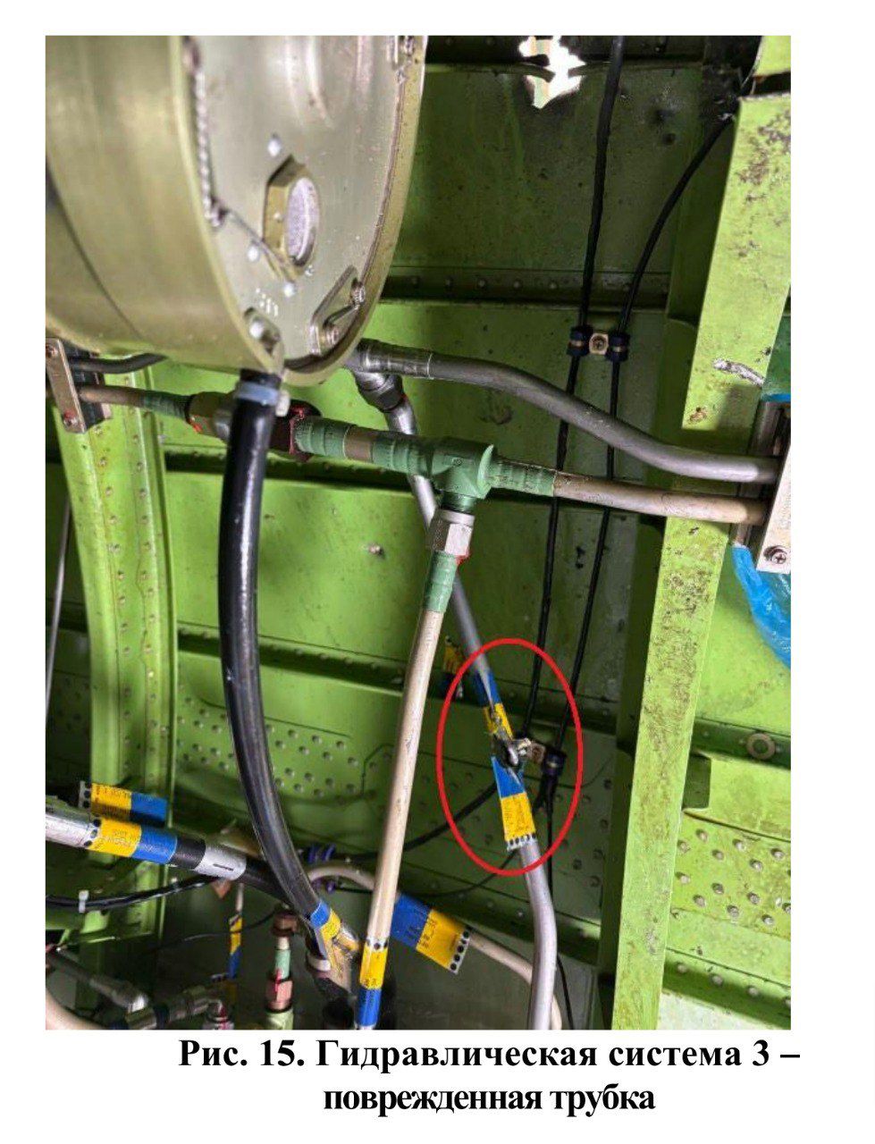 Удар ПВО перебил гидравлику самолета Azerbaijan Airlines (ФОТО)