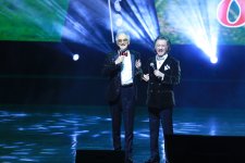 В Баку состоялся торжественный концерт в честь 80-летия Полада Бюльбюльоглу с участием именитых артистов (ФОТО)