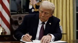 Трамп продлил работу TikTok в США