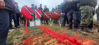 В Сальянском районе преданы земле останки шехида I Карабахской войны Эльшана Тагиева (ФОТО)