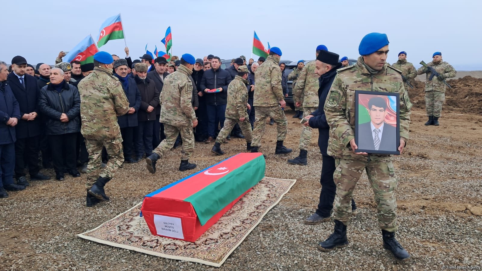 Останки шехида первой Карабахской войны Мушфига Гулиева захоронены в Джебраиле (ФОТО/ВИДЕО)