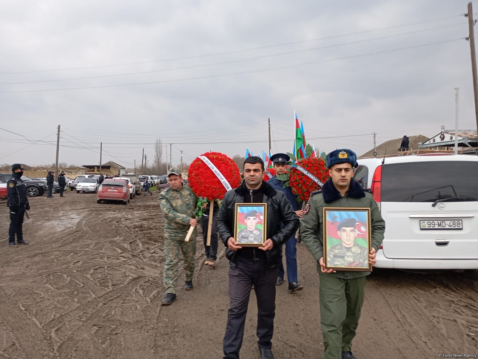 В Сальянском районе преданы земле останки шехида I Карабахской войны Эльшана Тагиева (ФОТО)