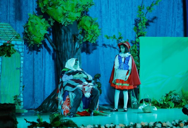 C бабушкиными пирожками по бакинскому лесу (ВИДЕО, ФОТО)