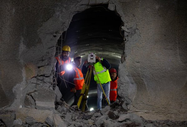 Завершены работы по бурению второго тоннеля на железнодорожной линии Горадиз-Агбенд