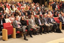 В рамках инициативы Итало-Азербайджанского университета представлена новая специальность по животноводству (ФОТО)