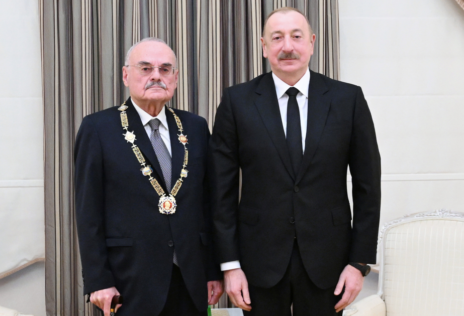 Президент Ильхам Алиев вручил Артуру Раси-заде орден "Гейдар Алиев" (ФОТО/ВИДЕО)