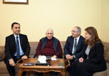 Представители культуры Азербайджана посетили видного мастера мугама Арифа Бабаева по случаю дня рождения (ФОТО)