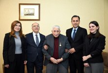 Представители культуры Азербайджана посетили видного мастера мугама Арифа Бабаева по случаю дня рождения (ФОТО)
