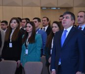 В Баку состоялся форум "Взгляд в будущее: Укрепление суверенитета в условиях новых реалий" (ФОТО)