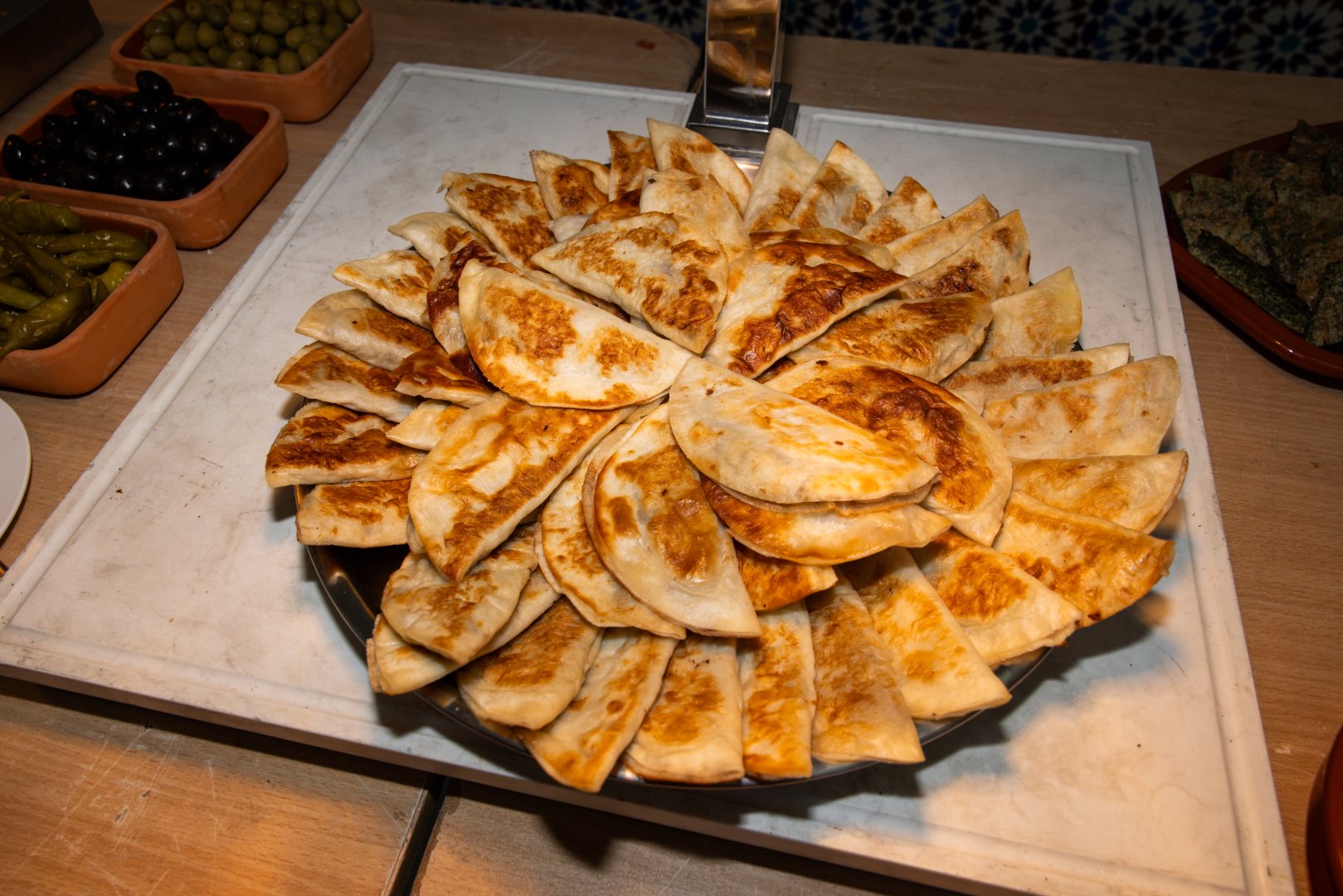 В Дохе состоялась презентация книги "Əlifba. A Cultural Alphabet", организованная журналом NARGIS (ФОТО)