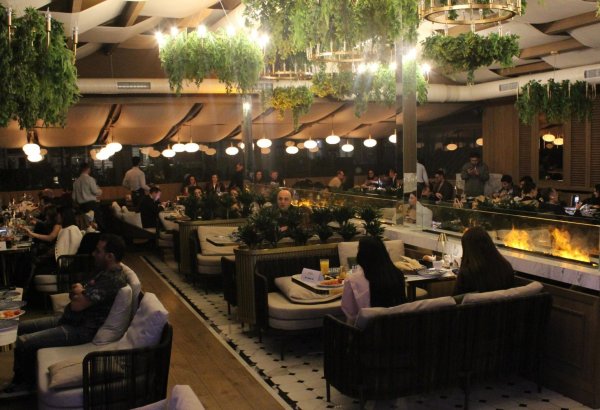 В холодном Баку тепло отметили 10-летие Soul Kitchen – чудесный ужин под классную  музыку (ФОТО)