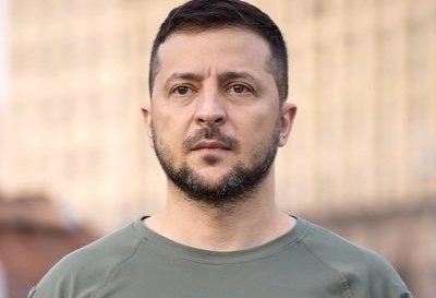 Украина согласна на встречу с Россией в двустороннем и трехстороннем формате - Зеленский