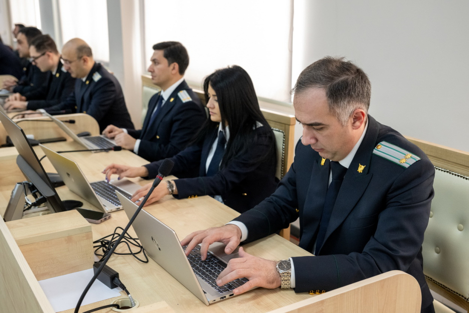 В Баку продолжился суд над обвиняемыми в совершении многочисленных преступлений против азербайджанского народа (ФОТО)