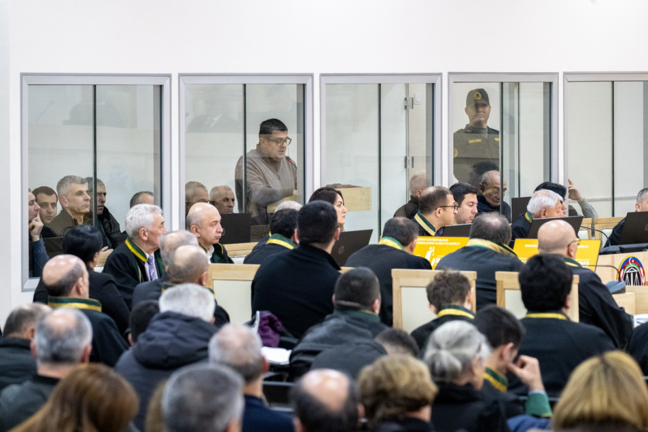 В Баку продолжился суд над обвиняемыми в совершении многочисленных преступлений против азербайджанского народа (ФОТО)