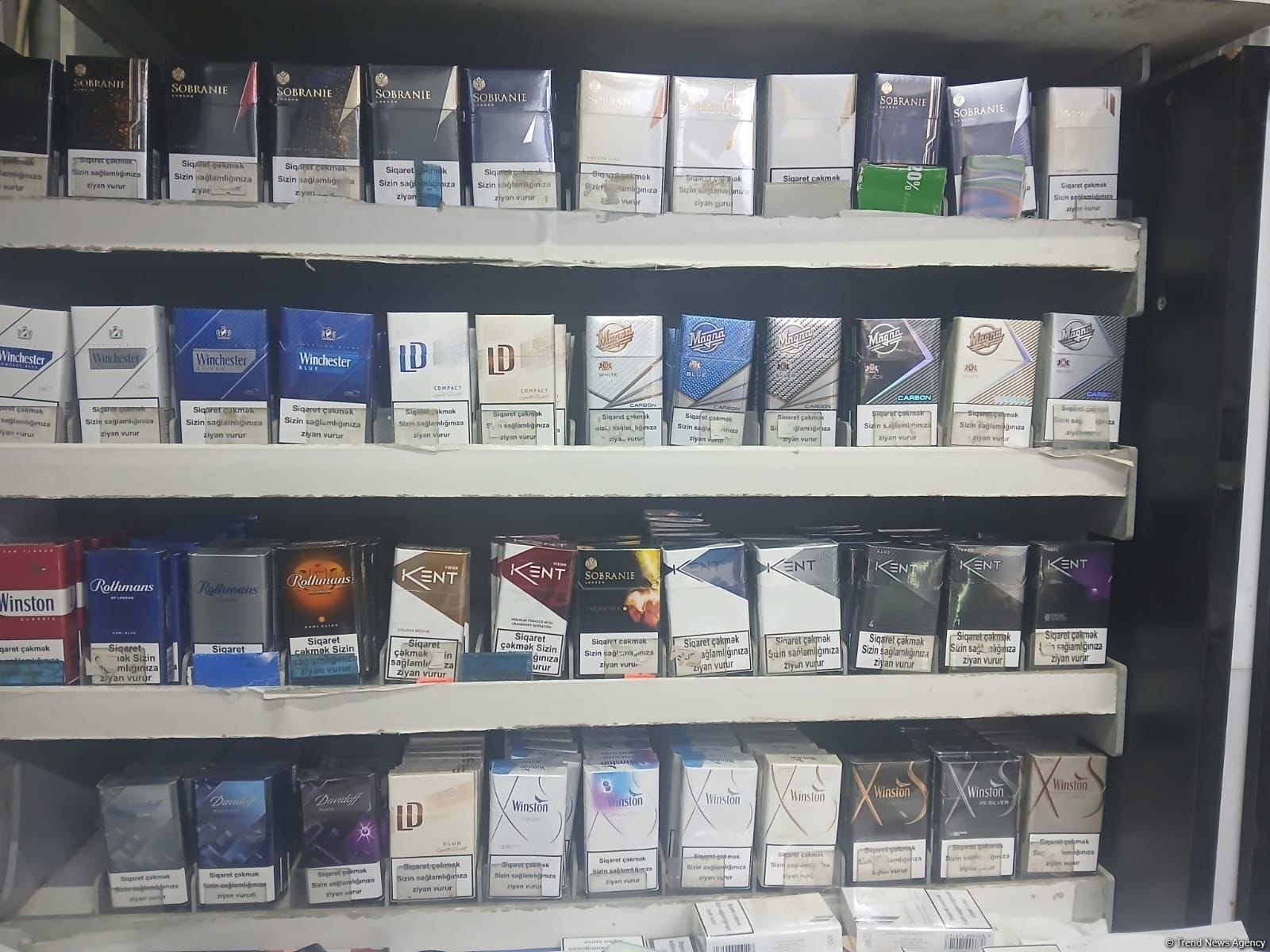 В Азербайджане выросло производство сигарет