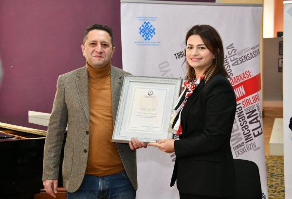 Корреспонденту Trend вручен Почётный диплом министерства культуры Азербайджана (ФОТО)