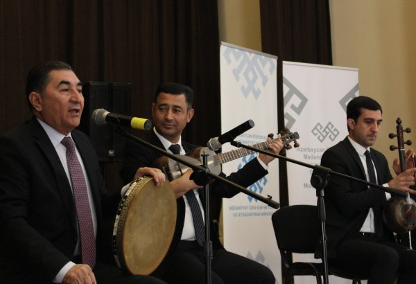 В Гахе прошла творческая встреча с народным артистом Забитом Набизаде (ФОТО)