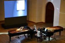 В Баку представлен великолепный вечер "Зеркало звуков" – музыка сквозь песок  (ФОТО)