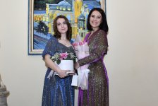 В Баку представлен великолепный вечер "Зеркало звуков" – музыка сквозь песок  (ФОТО)