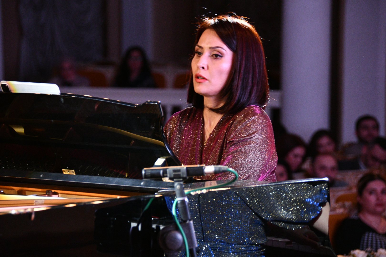 В Баку представлен великолепный вечер "Зеркало звуков" – музыка сквозь песок  (ФОТО)