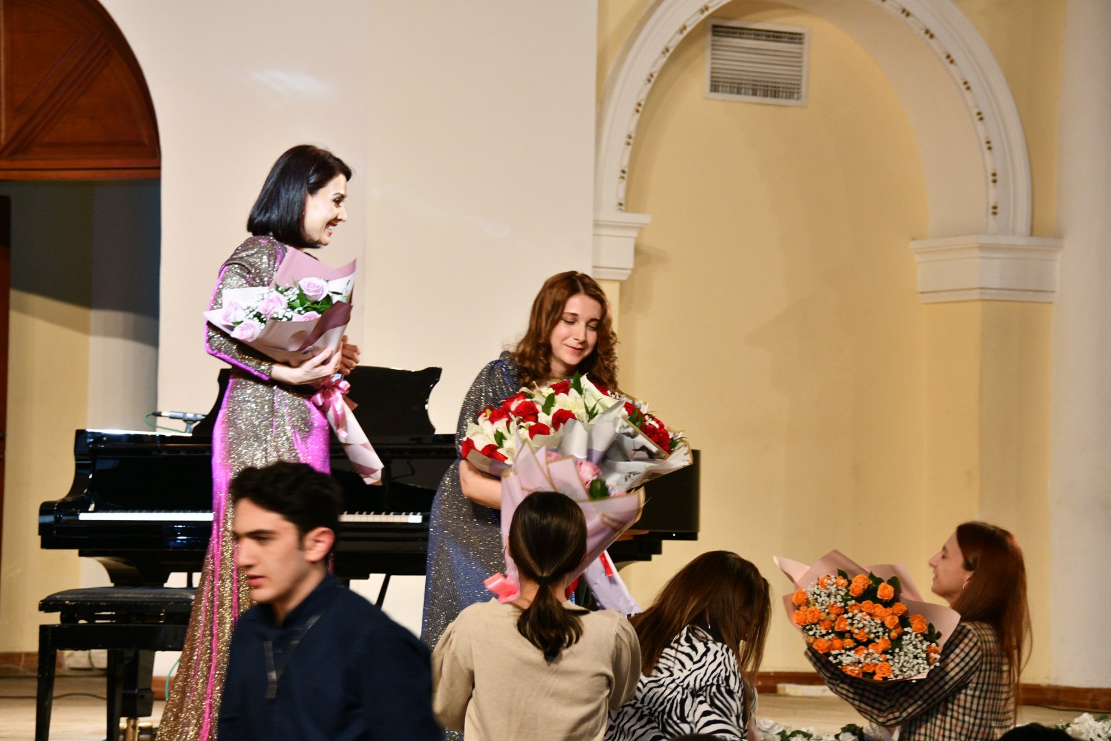 В Баку представлен великолепный вечер "Зеркало звуков" – музыка сквозь песок  (ФОТО)