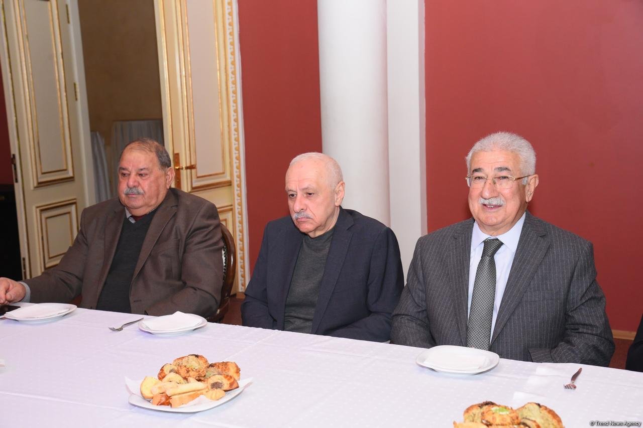 В Баку отметили 90-летие легендарного разведчика Шамиля Сулейманова (ФОТО)