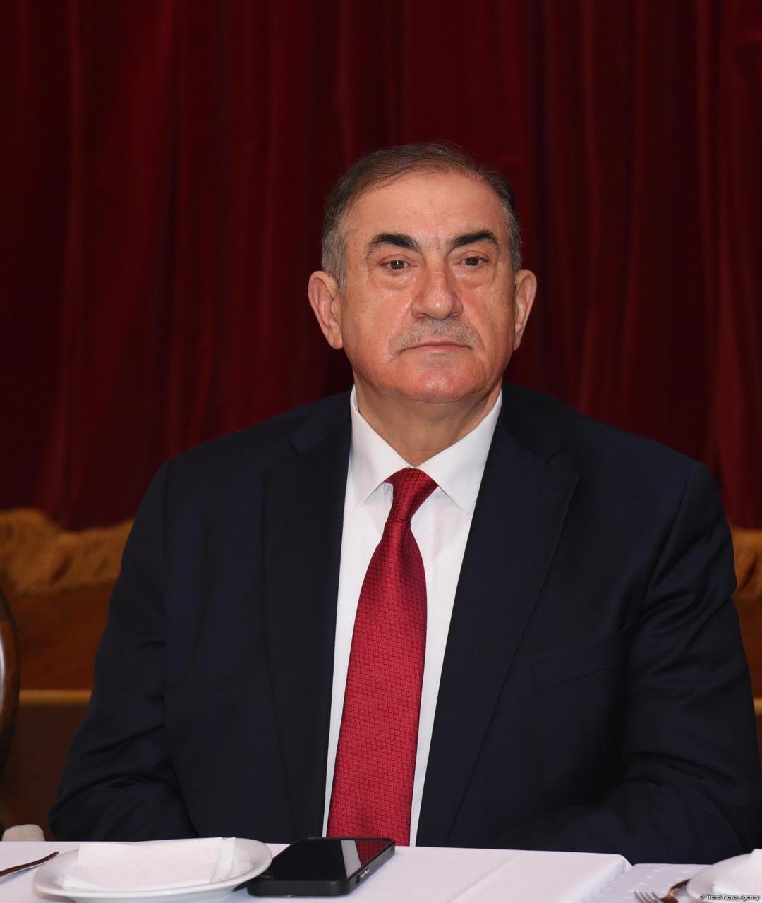 В Баку отметили 90-летие легендарного разведчика Шамиля Сулейманова (ФОТО)