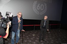 Известный режиссер Мурад Ибрагимбеков отметил 60-летие в Баку показом картин (ФОТО)