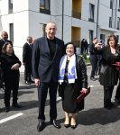 Президент Ильхам Алиев и Первая леди Мехрибан Алиева приняли участие в церемонии сдачи в эксплуатацию жилого комплекса в селе Суговушан (ВИДЕО/ФОТО)