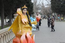 В Баку отмечают праздник Новруз (ФОТО)