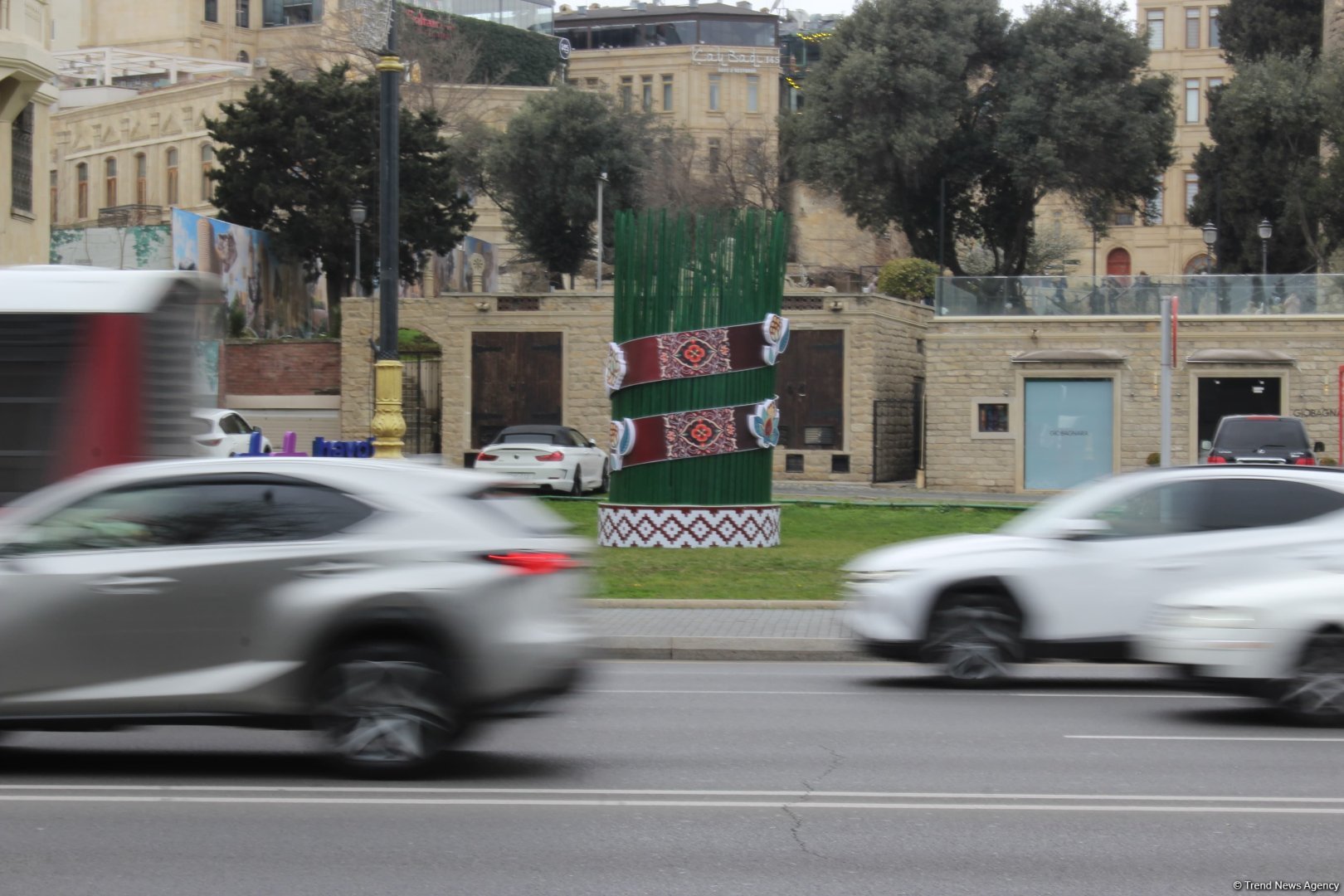 В Баку отмечают праздник Новруз (ФОТО)