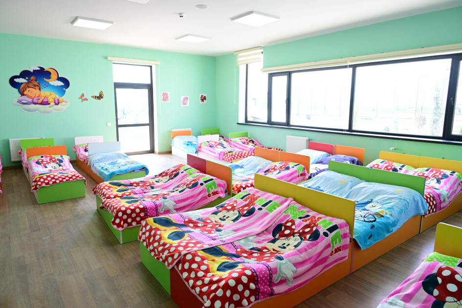 Президент Ильхам Алиев и Первая леди Мехрибан Алиева приняли участие в открытии первого этапа села Сарыджалы Агдамского района (ВИДЕО/ФОТО)