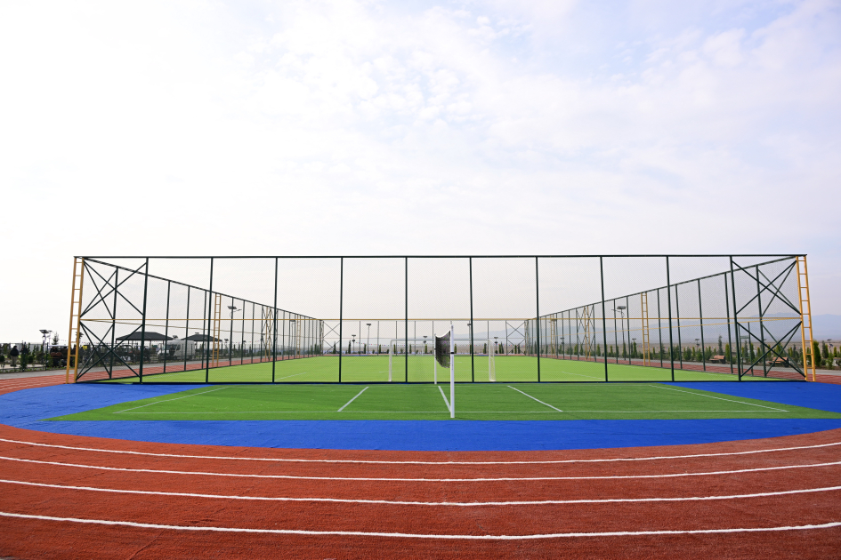 Президент Ильхам Алиев и Первая леди Мехрибан Алиева приняли участие в открытии первого этапа села Сарыджалы Агдамского района (ВИДЕО/ФОТО)