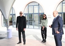 Президент Ильхам Алиев и Первая леди Мехрибан Алиева приняли участие в открытии первого этапа села Сарыджалы Агдамского района (ВИДЕО/ФОТО)