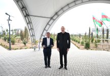 Президент Ильхам Алиев и Первая леди Мехрибан Алиева приняли участие в открытии первого этапа села Сарыджалы Агдамского района (ВИДЕО/ФОТО)