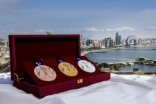 Представлены медали предстоящего Чемпионата мира по мини-футболу (ФОТО)