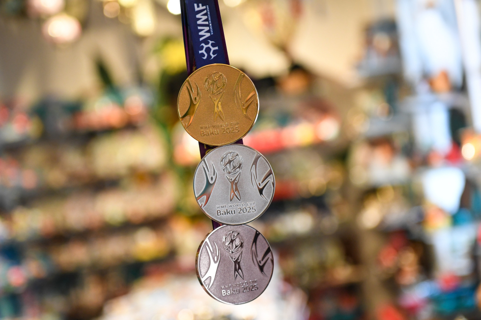 Представлены медали предстоящего Чемпионата мира по мини-футболу (ФОТО)