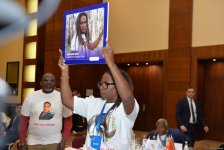 В Баку состоялся флешмоб, посвященный борцам с колониальным режимом (ФОТО)