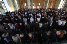 В Баку совершен праздничный намаз (ФОТО)