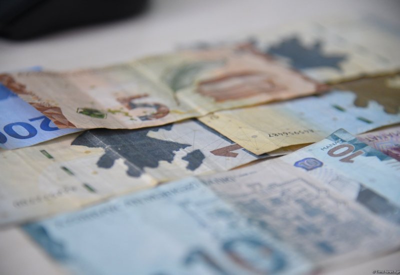 В Азербайджане увеличились инвестиции в основной капитал