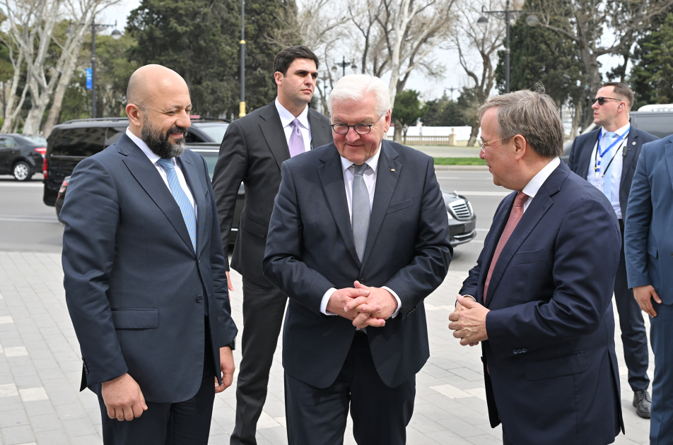 Президент Германии Франк-Вальтер Штайнмайер ознакомился с Ичеришехер (ФОТО)