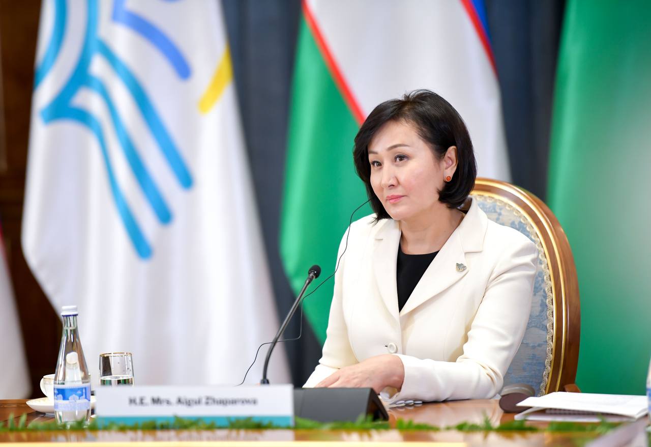Айгуль Жапарова поздравила Первого вице-президента Мехрибан Алиеву с праздником Рамазан